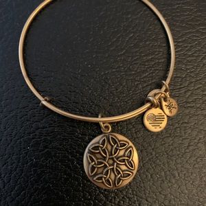 alex and ani bracelet
